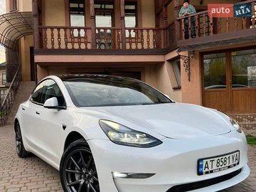 Авто Tesla Model 3 2023 № 8908517