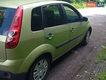 Авто Ford Fiesta 2006 № 8908566