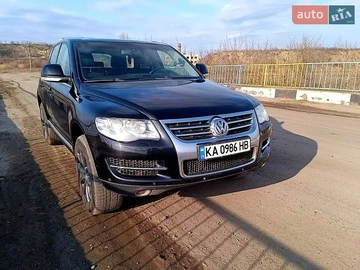 Авто Volkswagen Touareg 2007 № 8908605