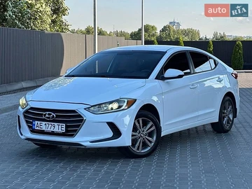 Авто Hyundai Elantra 2017 № 8908610