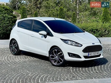 Авто Ford Fiesta 2013 № 8908744