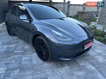 Авто Tesla Model Y 2023 № 8908857