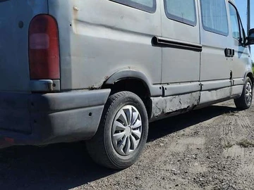 Авто Renault Master 2001 № 8908922