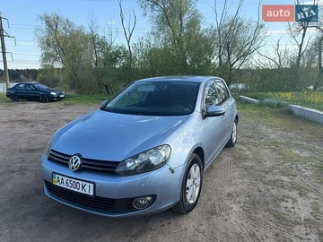 Авто Volkswagen Golf 2009 № 8909026