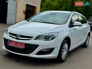 Авто Opel Astra 2013 № 8909032