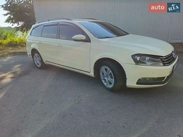 Авто Volkswagen Passat 2013 № 8909286