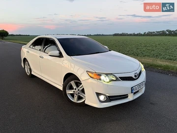 Авто Toyota Camry 2012 № 8909468