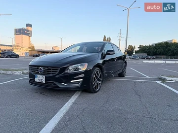 Авто Volvo S60 2015 № 8909491
