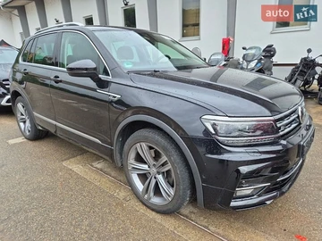 Авто Volkswagen Tiguan 2019 № 8909620