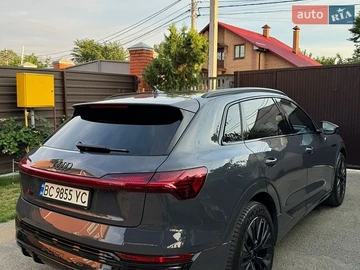 Авто Audi Q8 E-Tron 2024 № 8909702