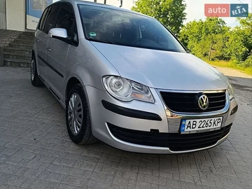 Авто Volkswagen Touran 2006 № 8909830