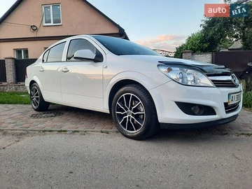 Авто Opel Astra 2012 № 8909840