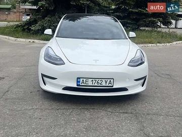 Авто Tesla Model 3 2021 № 8910042