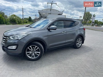 Авто Hyundai Santa Fe 2012 № 8910072