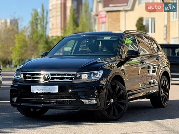 Авто Volkswagen Tiguan 2019 № 8910156