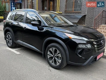 Авто Nissan Rogue 2023 № 8910160