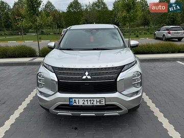 Авто Mitsubishi Outlander 2021 № 8910169