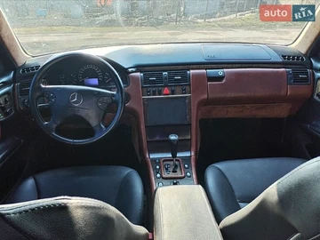Авто Mercedes E-Class 1999 № 8910302