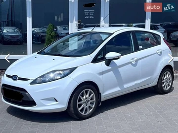 Авто Ford Fiesta 2012 № 8910361