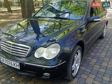 Авто Mercedes C-Class 2005 № 8910500