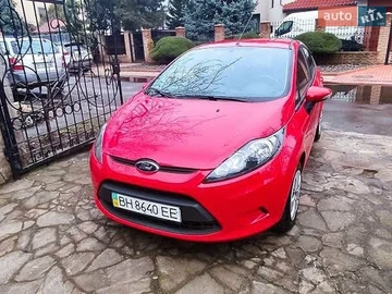 Авто Ford Fiesta 2012 № 8910521