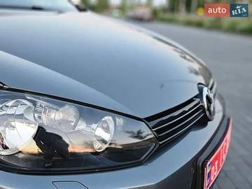 Авто Volkswagen Golf 2010 № 8910600