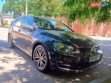 Авто Volkswagen Golf 2016 № 8910636