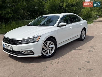 Авто Volkswagen Passat 2018 № 8910747