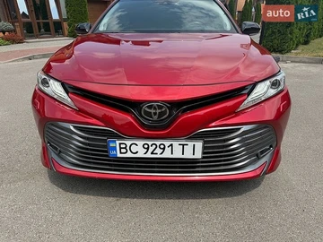 Авто Toyota Camry 2018 № 8910838