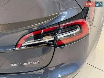 Авто Tesla Model 3 2021 № 8910996