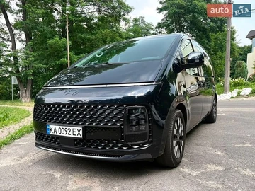 Авто Hyundai Staria 2024 № 8911006