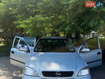 Авто Opel Astra 2004 № 8911022