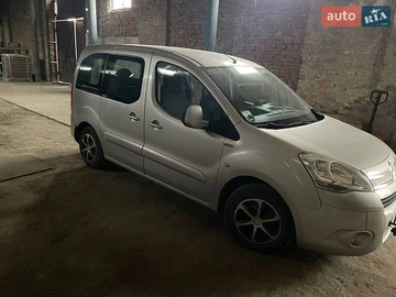 Авто Citroen Berlingo 2009 № 8911026
