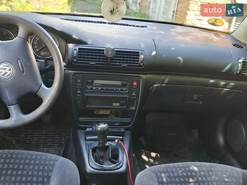 Авто Volkswagen Passat 2003 № 8911032