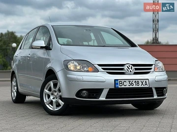 Авто Volkswagen Golf Plus 2007 № 8911254