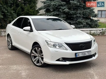 Авто Toyota Camry 2011 № 8911466