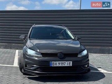Авто Volkswagen Golf 2019 № 8911500