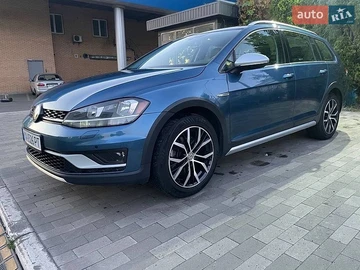 Авто Volkswagen Golf Alltrack 2019 № 8911553