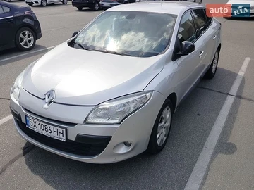 Авто Renault Megane 2011 № 8911681