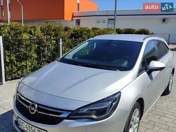 Авто Opel Astra 2018 № 8911688