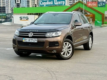Авто Volkswagen Touareg 2010 № 8911736