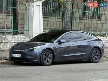 Авто Tesla Model 3 2021 № 8911745