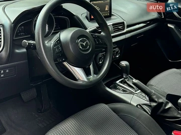 Авто Mazda 3 2015 № 8911924
