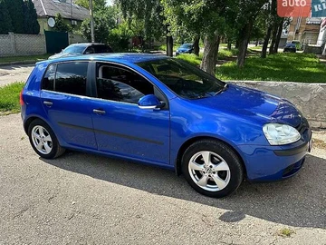 Авто Volkswagen Golf 2004 № 8911955