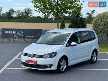 Авто Volkswagen Touran 2013 № 8911998