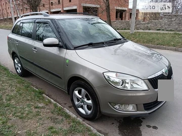 Авто Skoda Fabia 2011 № 8912068