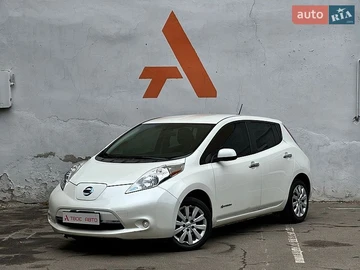 Авто Nissan Leaf 2017 № 8912260