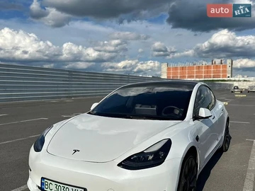 Авто Tesla Model 3 2021 № 8912345