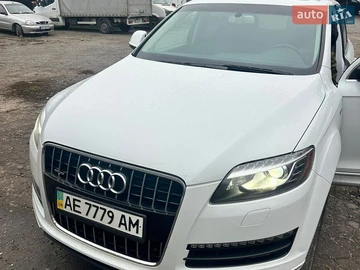 Авто Audi Q7 2015 № 8912356