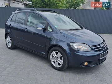 Авто Volkswagen Golf Plus 2008 № 8912449